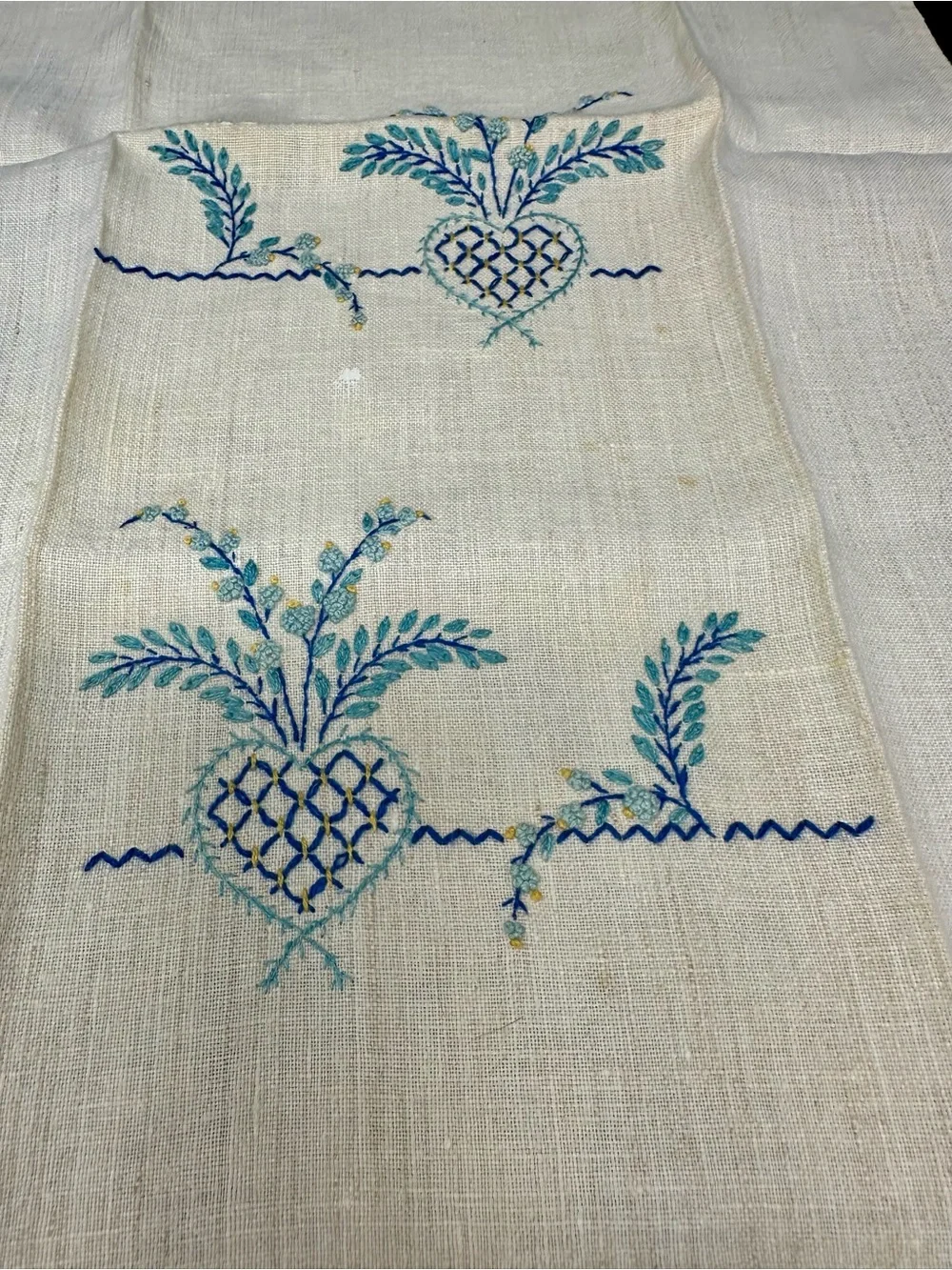 Vintage Linen Beige Hand Blue Embroidered Napkins A4
